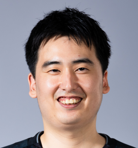 STAFF trainer0 林 健太郎